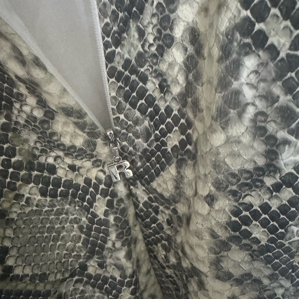 ROTATE BIRGER CHRISTENSEN
"KIM" DRESS WITH PYTHON PRINT AND VOLUMINOUS SHOULDERS - Picture 3 of 9